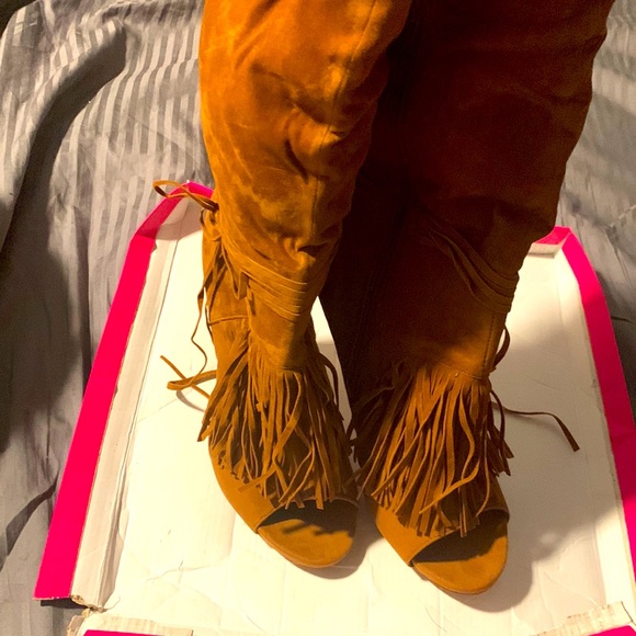 Fringe Knee High Boots - Picture 1 of 2